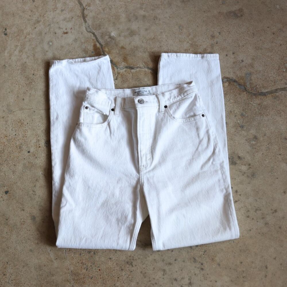 Abercrombie & Fitch 90s Straight Ultra High Rise White Denim Jeans Size 4R/27